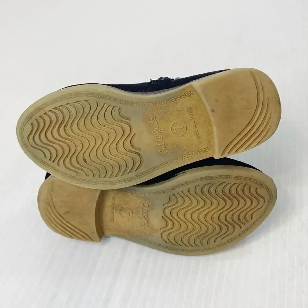 Cat & Jack Black Zip Up Booties Sz 7